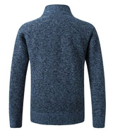 Veste Bromley élégante d'Olyndra London en tissu noir avec col montant et poche latérale, vue de face.