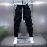 Pantalon de jogging Sebastian Milano de la marque Olyndra London, tissu confortable, coupe décontractée, couleur gris clair
