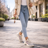 Panier à air confortable pour femmes Airflow de Olyndra London, en tissu doux, conçu pour un confort optimal.