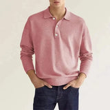 Polo en laine CORVIN de la marque Olyndra London, vue de face, couleur neutre, détail du col et des boutons.