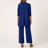 Ensemble élégant 3 pièces Olyndra London, veste, pantalon et top sophistiqués pour femme, tissus raffinés et coupe moderne.